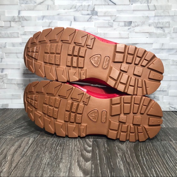 Nike Air Max Goadome ACG GS Gym Red Boots - Picture 7 of 8